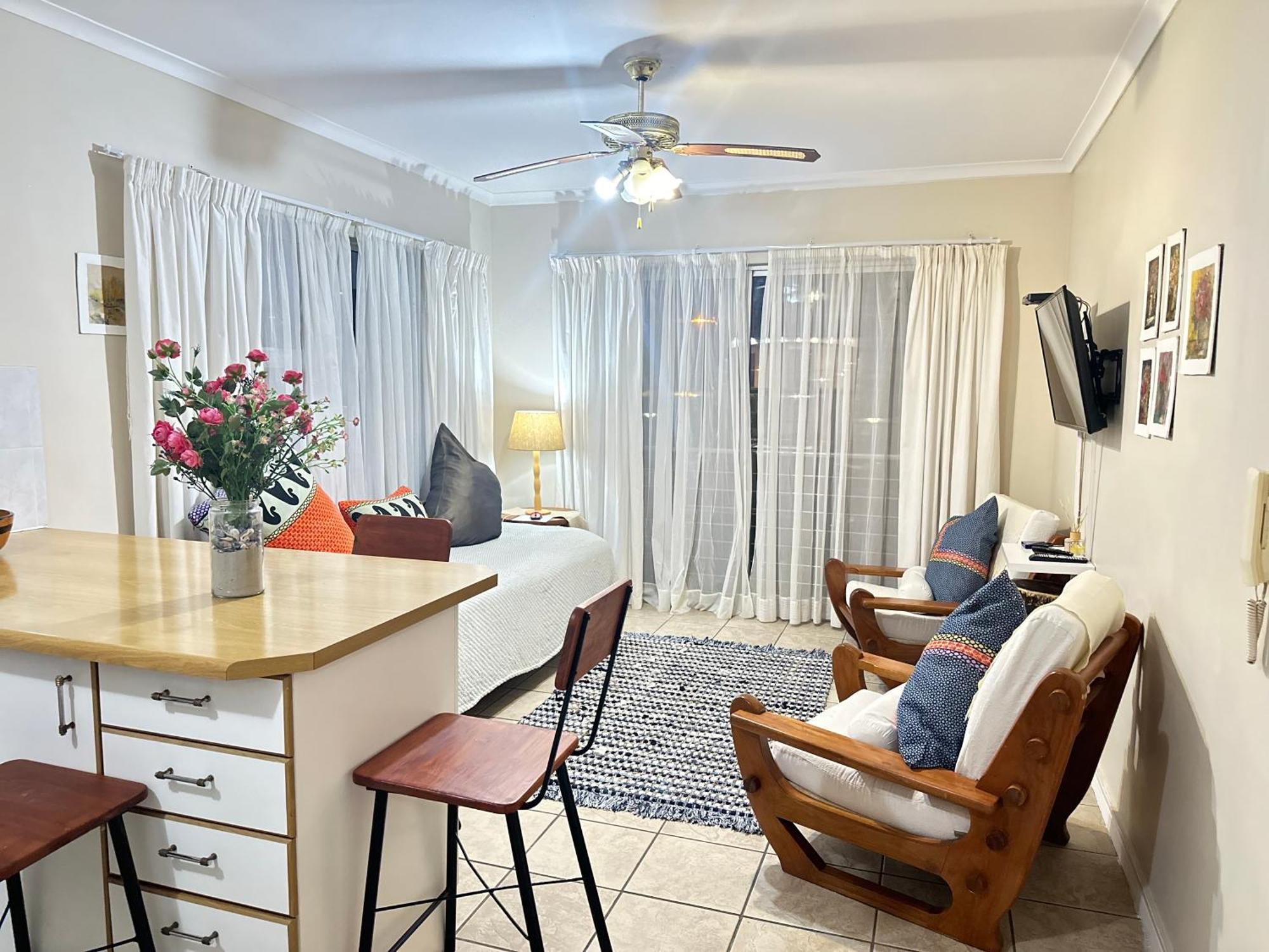 Caline Vip Apartments, Beach Close Bloubergstrand Quarto foto
